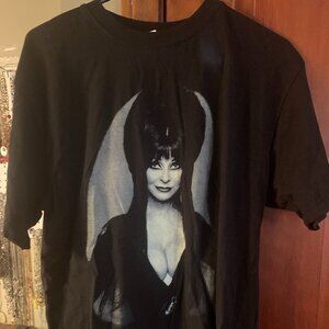 Elvira Classic Short Sleeve Women's XL T Shirt